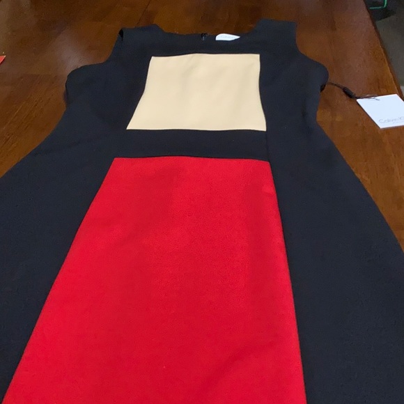 A women’s color block dress - Picture 1 of 10